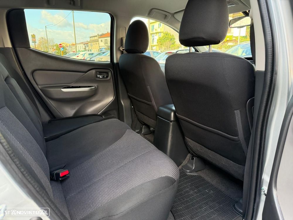 Mitsubishi L200 2.4 DI-D CD Sportbox Strakar 4WD - 14