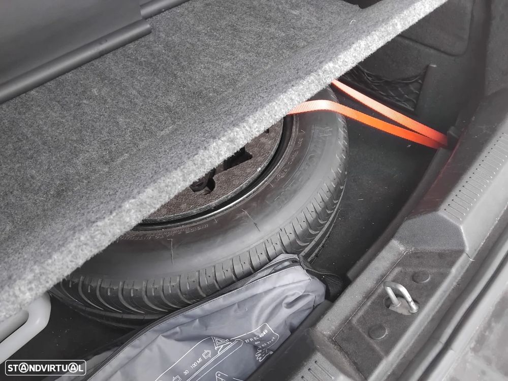 Lancia Delta 1.4 T-Jet Oro - 4