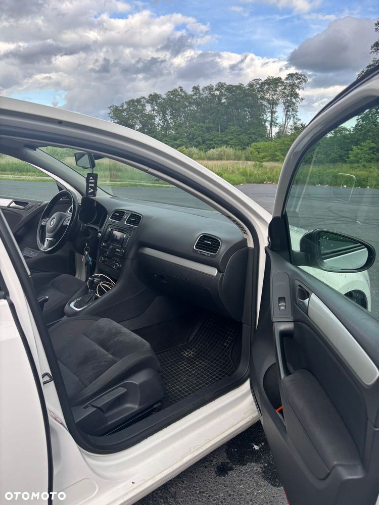 Volkswagen Golf 1.4 TSI Highline DSG - 9