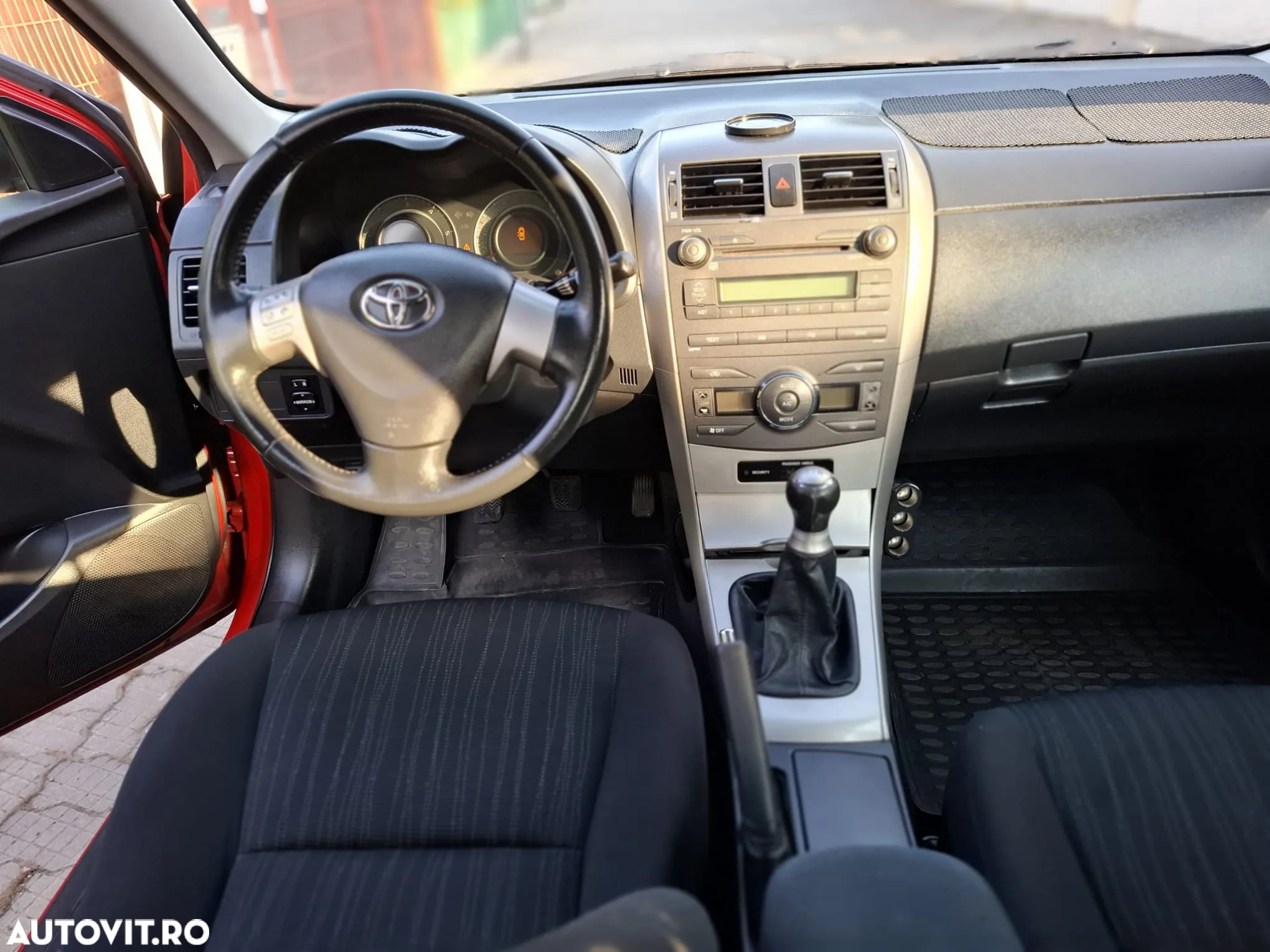 Toyota Corolla 1.4 D-4D Luna - 3