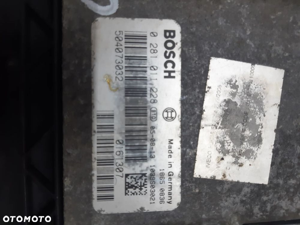 Sterownik Komputer Silnika Iveco 3.0 504073032 - 2