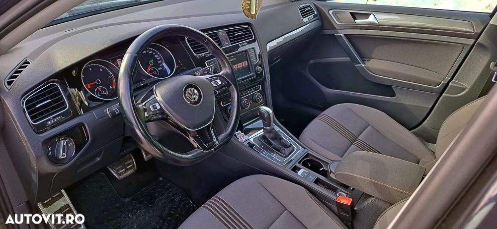 Volkswagen Golf 2.0 TDI BlueMotion Technology DSG Allstar - 10