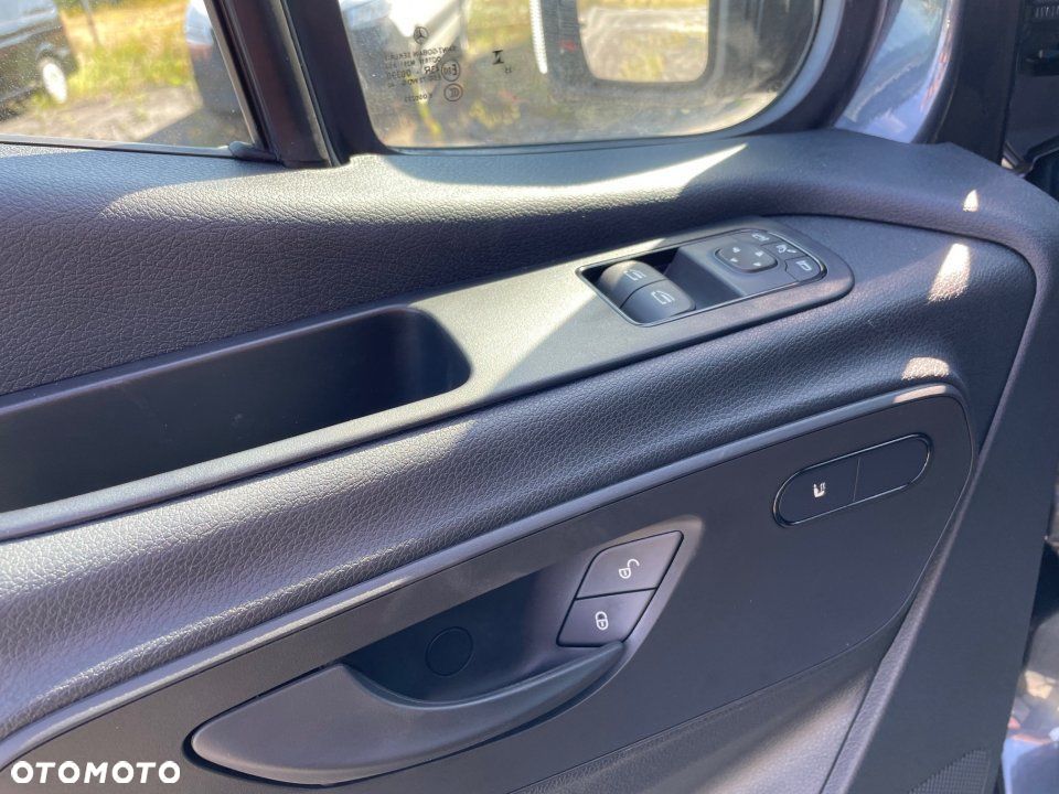 Mercedes-Benz Sprinter - 5
