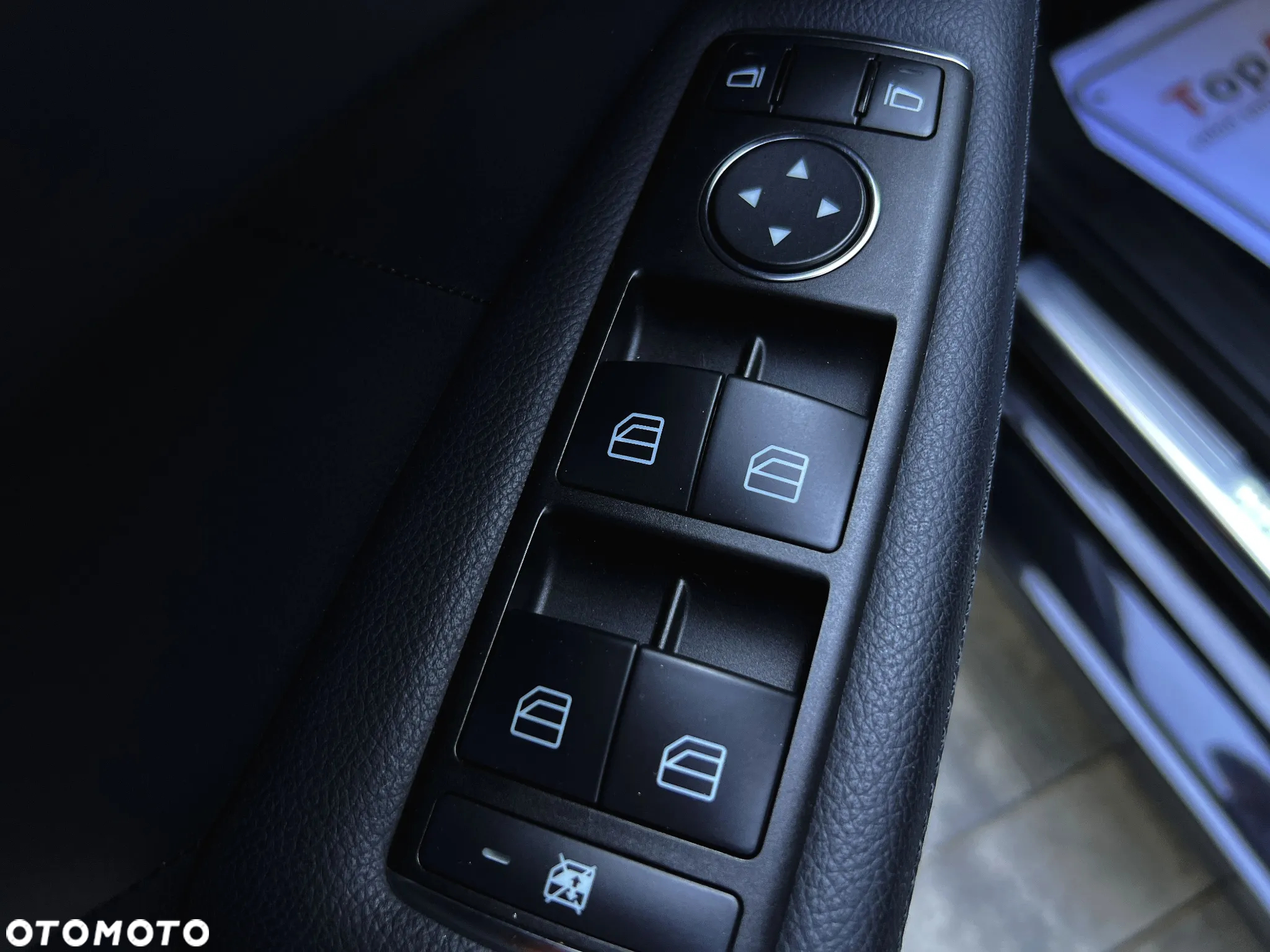 Mercedes-Benz CLS 350 CDI BlueEff - 30
