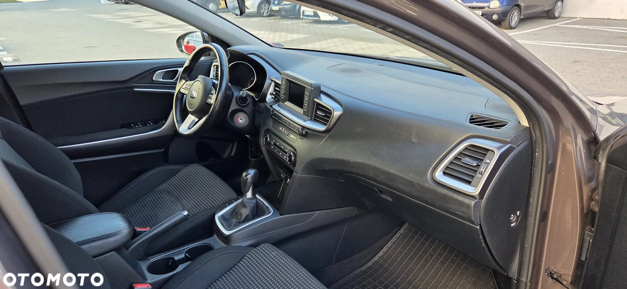 Kia Ceed 1.4 L - 4