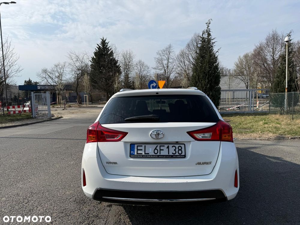 Toyota Auris 1.6 Active - 6