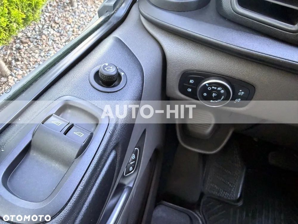 Ford Transit - 23