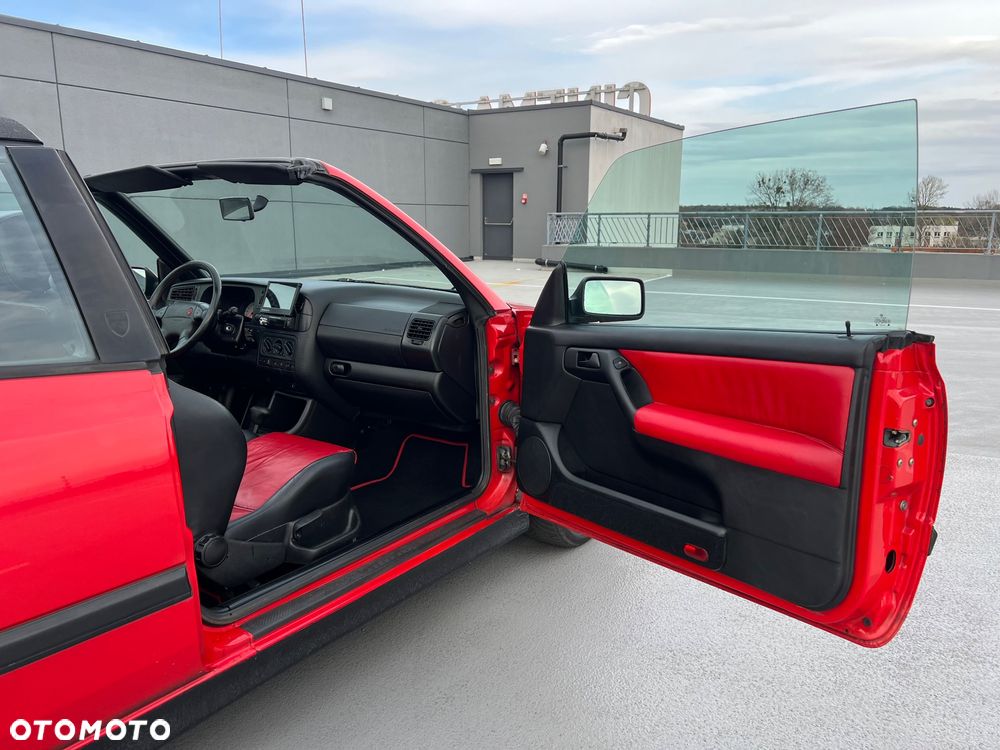 Volkswagen Golf - 33