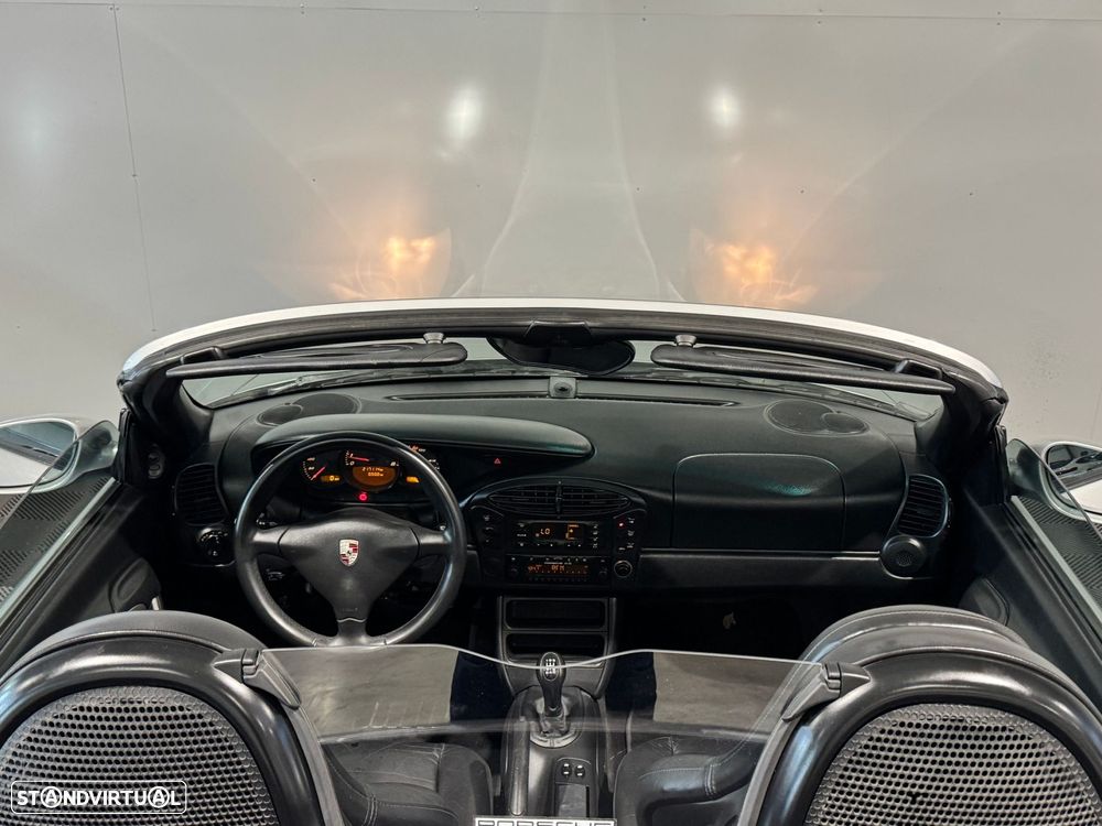 Porsche Boxster 2.7 - 11