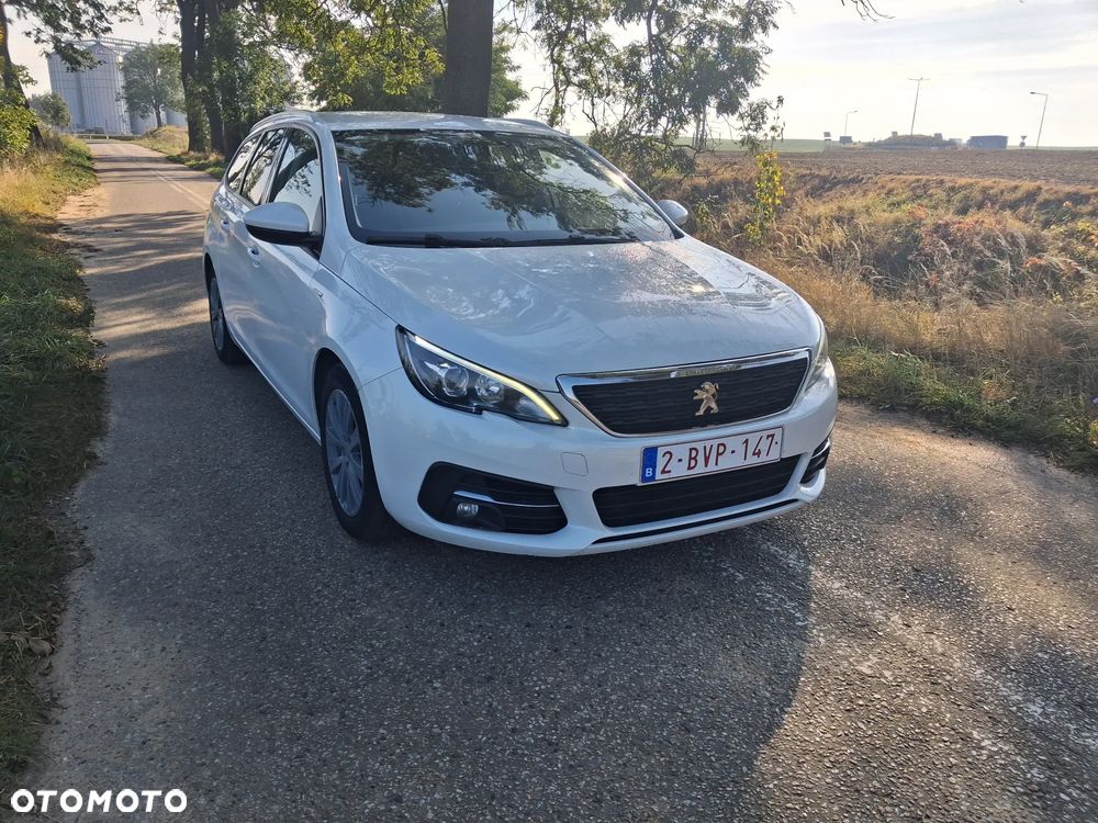 Peugeot 308 - 4