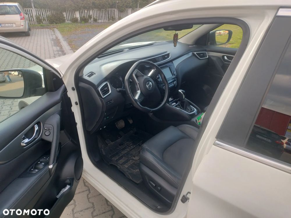 Nissan Qashqai 1.3 DIG-T Tekna DCT - 10