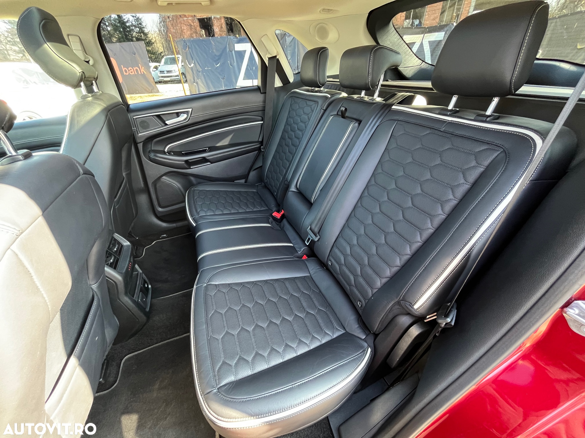 Ford Edge 2.0 Panther A8 AWD Vignale - 12