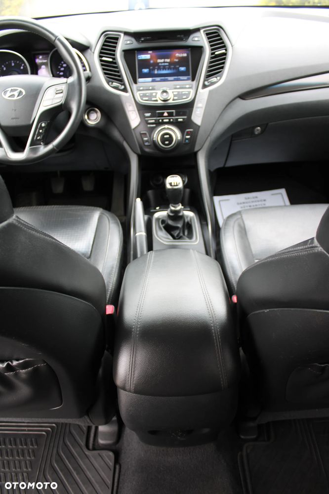 Hyundai Santa Fe 2.2 CRDI Premium - 28