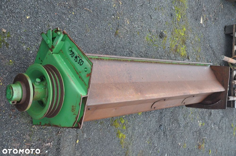ODRZUTNIK SŁOMY WAŁ JOHN DEERE 1550 WTS - 4