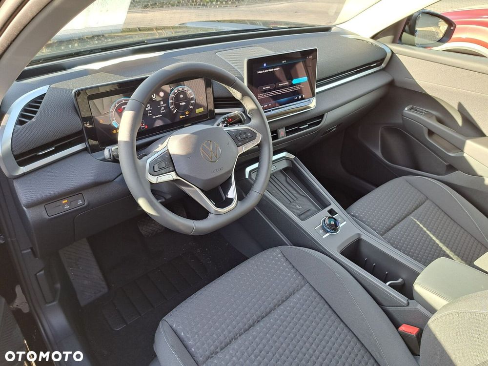 Volkswagen T-Roc - 8