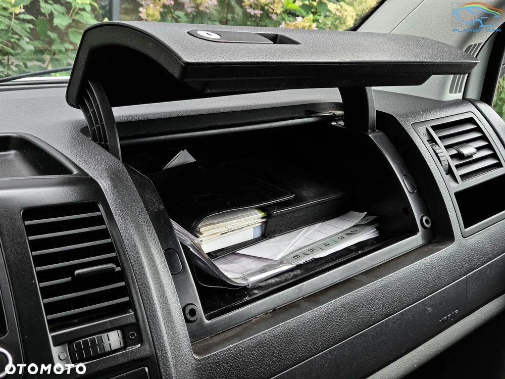 Volkswagen T5 TRANSPORTER DOKA 2.0 102 KM - 32