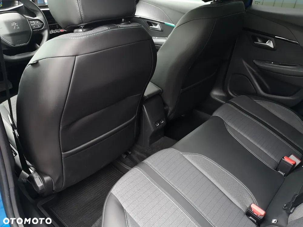 Peugeot 208 Allure - 24