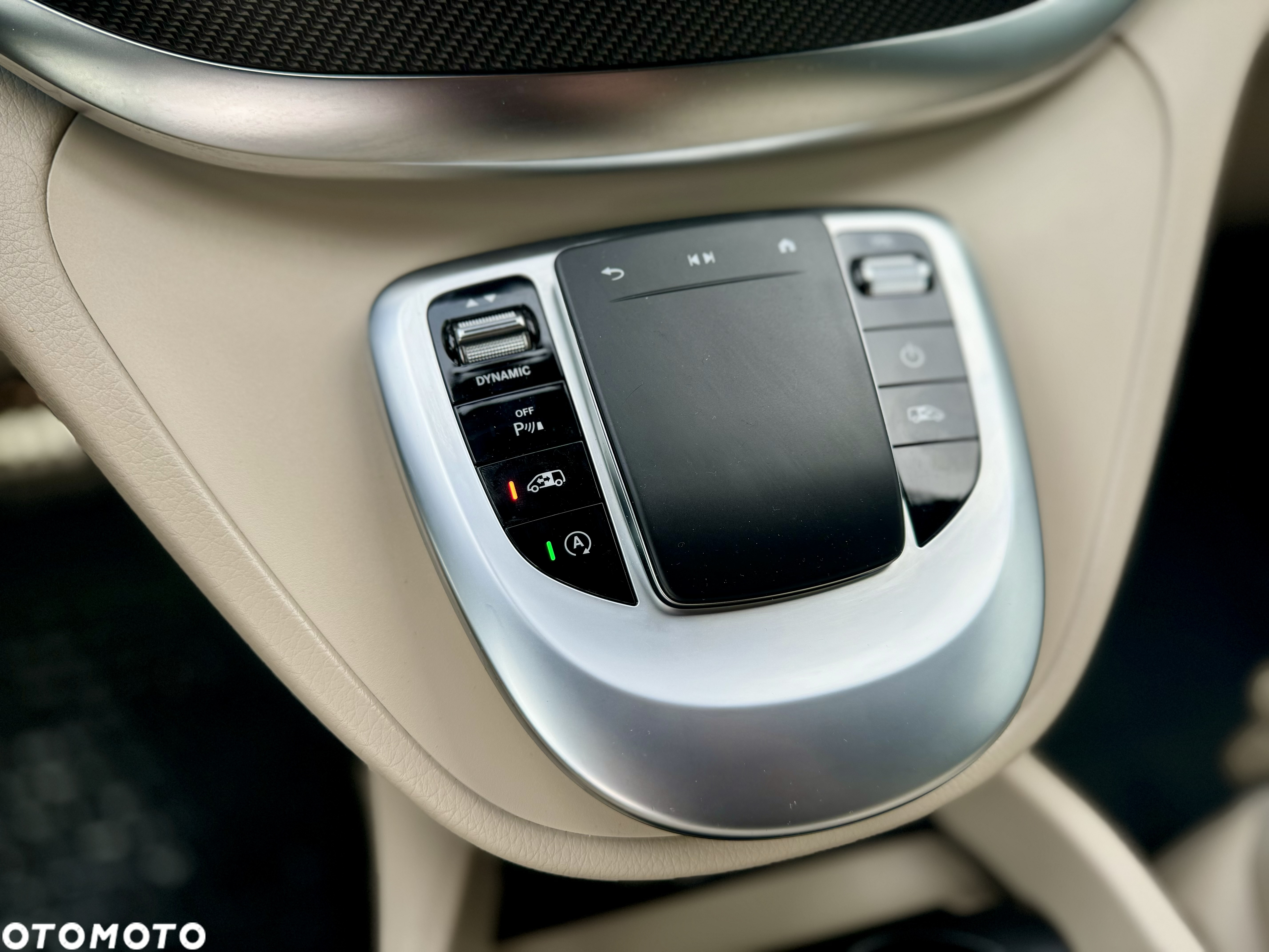 Mercedes-Benz Klasa V 300 d Exclusive 9G-Tronic (d³ugi) - 20