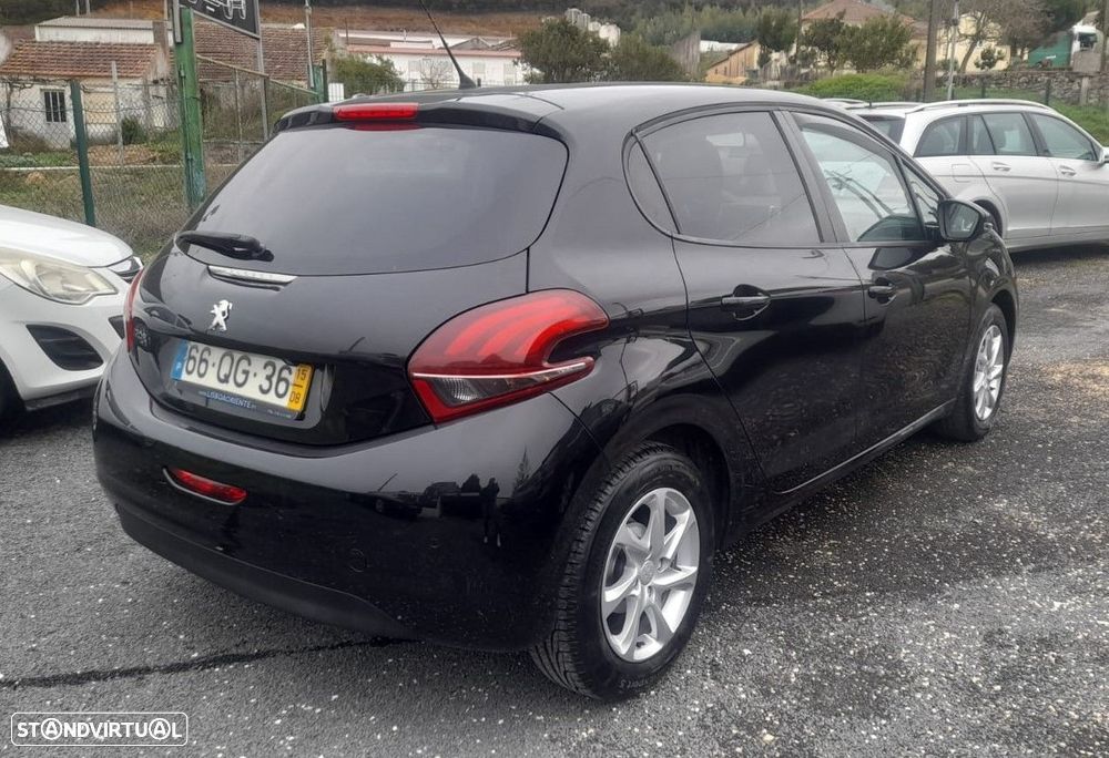 Peugeot 208 1.2 PureTech Style - 6