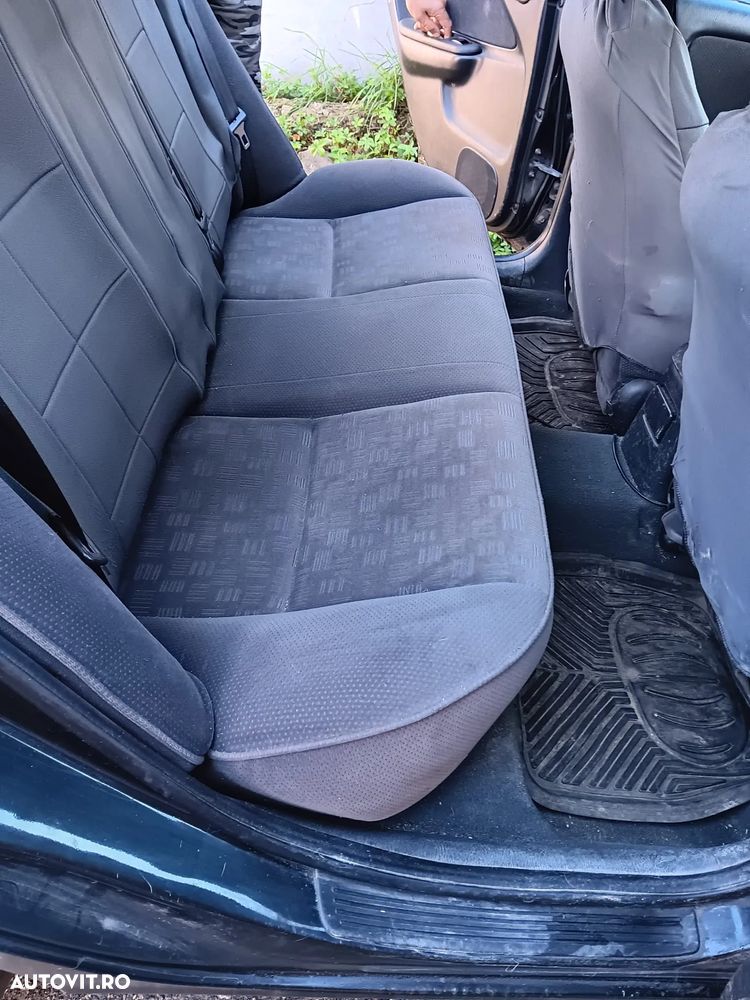 Toyota Avensis ver-2-0-d--4d - 5