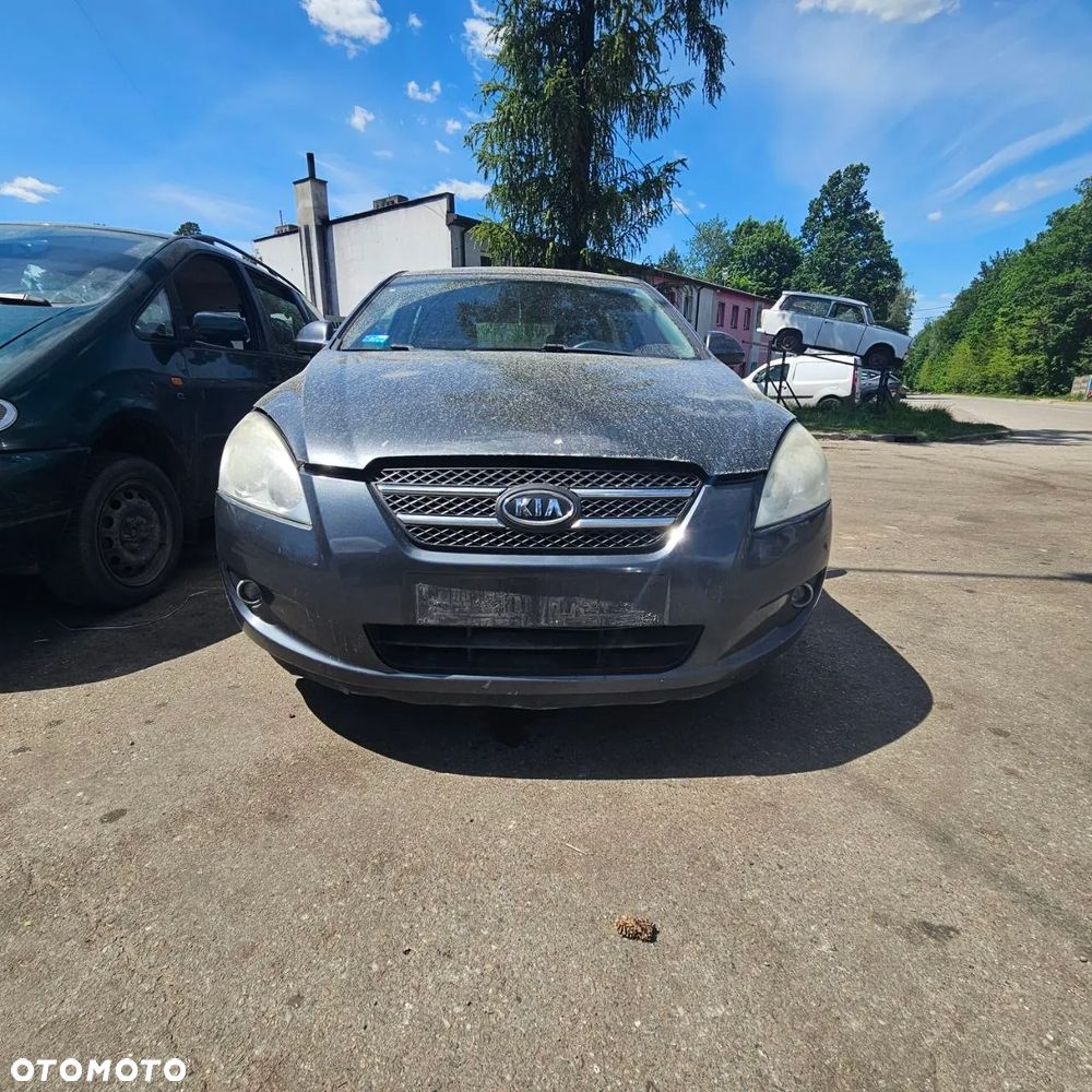 Kia Ceed (2007r) 2,0 D 103 kW / 140 KM (kod lak: 5K) - na części - 2