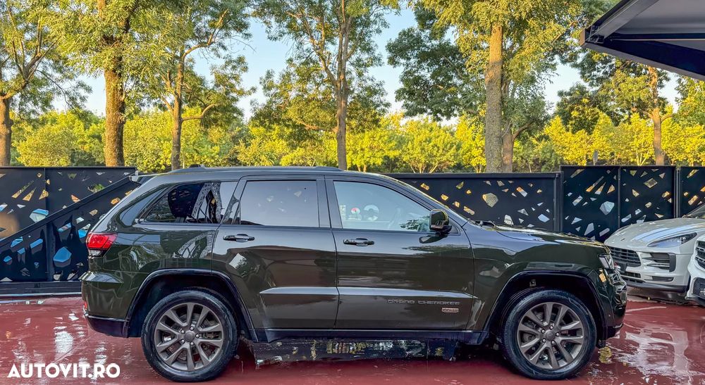 Jeep Grand Cherokee - 3