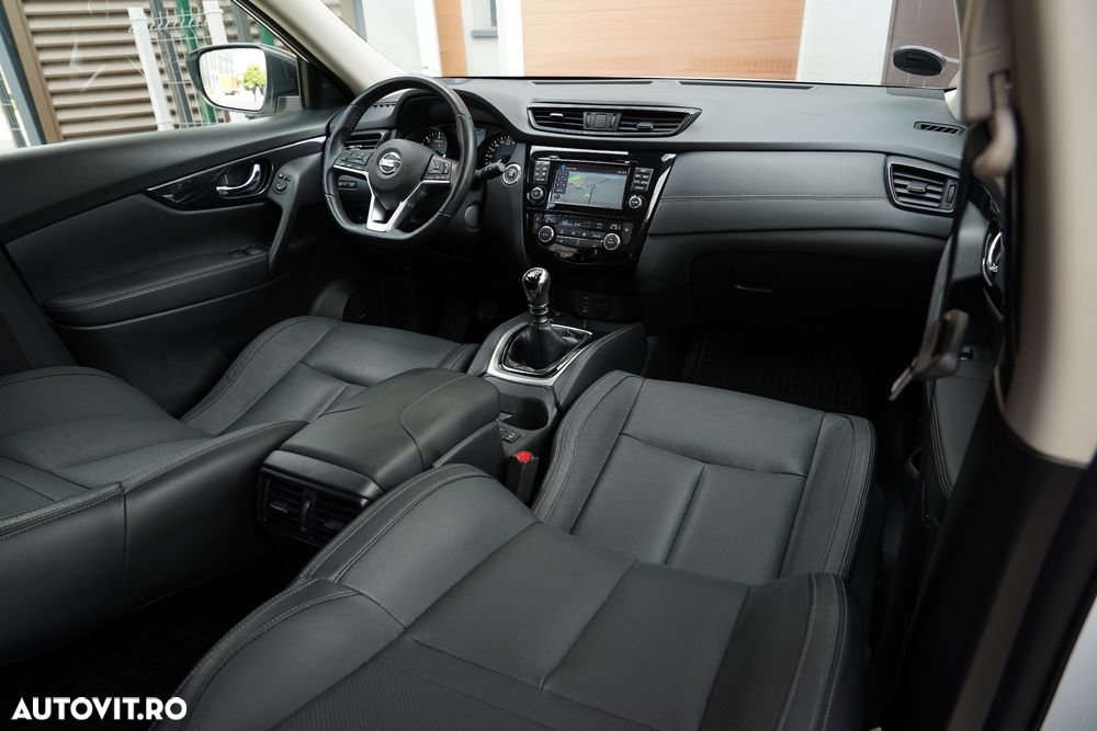 Nissan X-Trail 2.0 dCi ALL-MODE 4x4i Tekna - 26