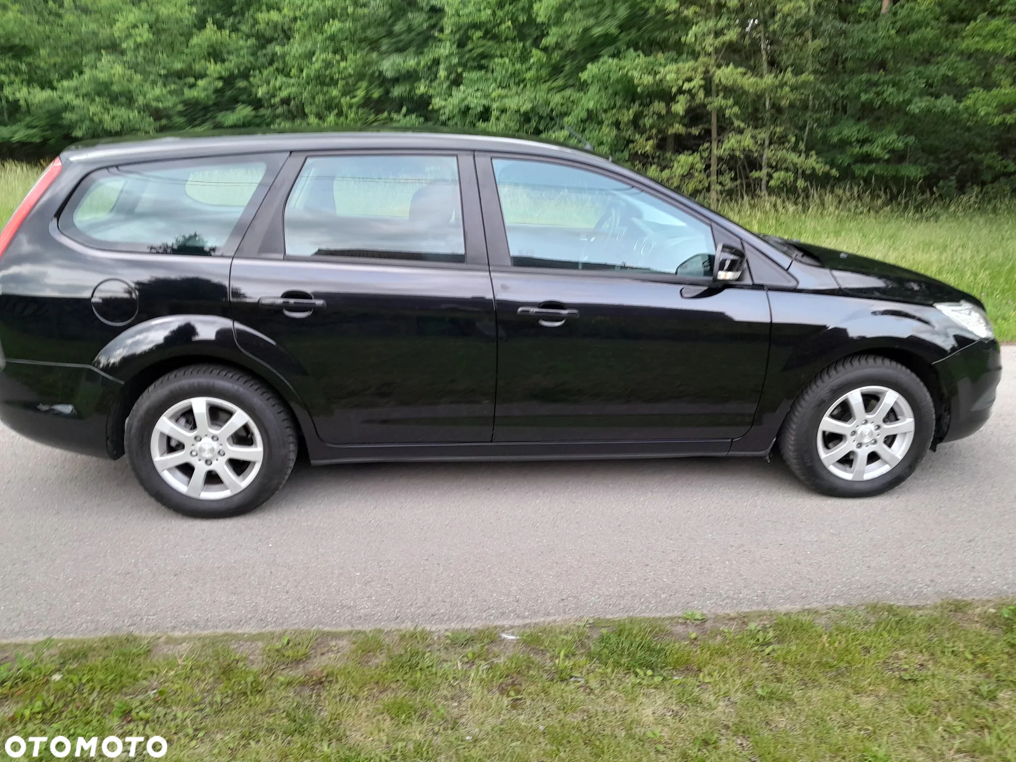 Ford Focus 1.4 16V Trend - 9