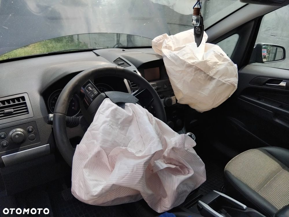 Opel Zafira 1.8 Design Edition - 8