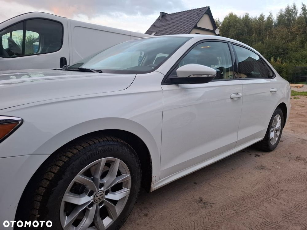 Volkswagen Passat 1.8 TSI BMT Comfortline DSG - 14