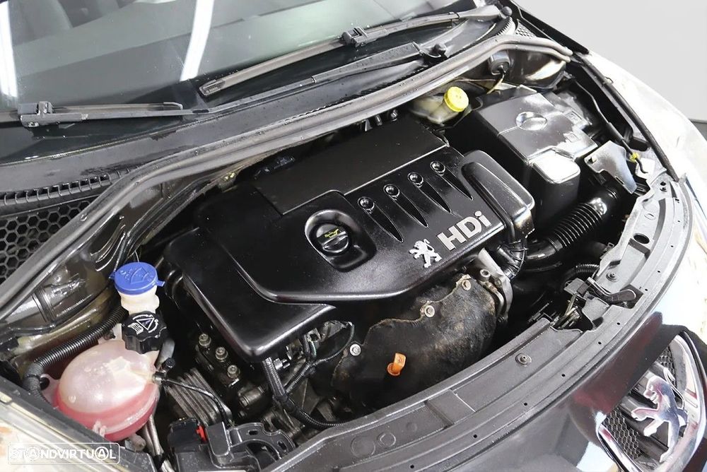 Peugeot 207 1.4 HDi Urban - 16