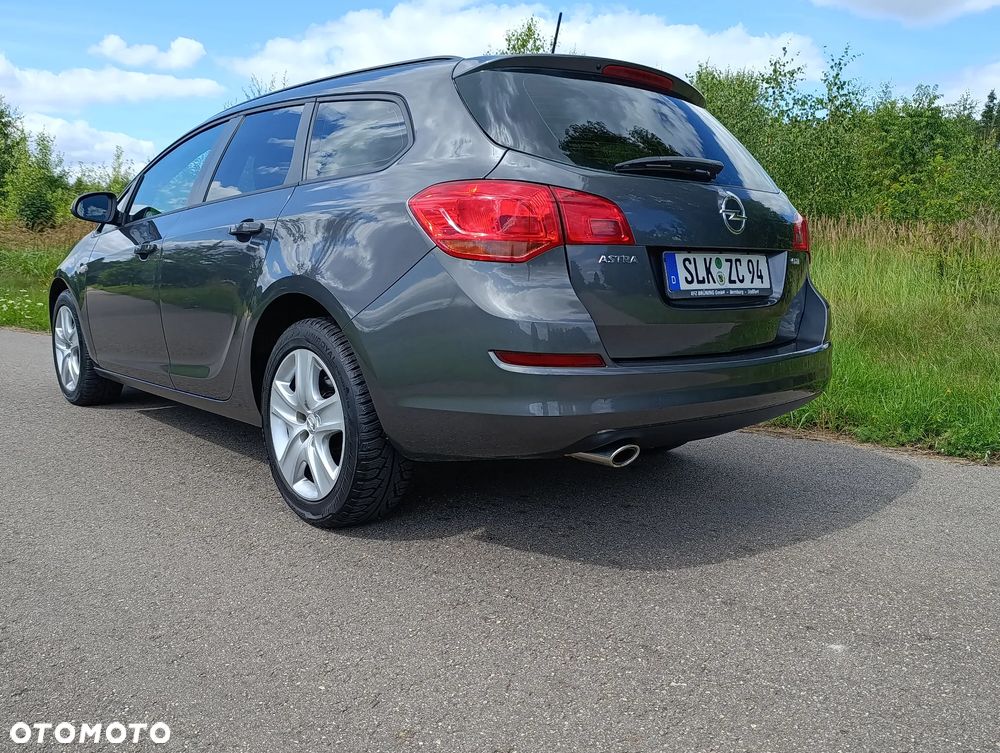 Opel Astra 2.0 CDTI DPF Sport - 25