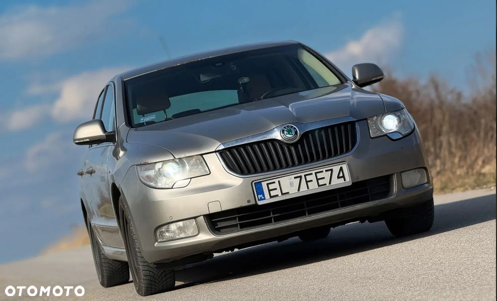 Skoda Superb 2.0 TDI Platinum DSG - 10