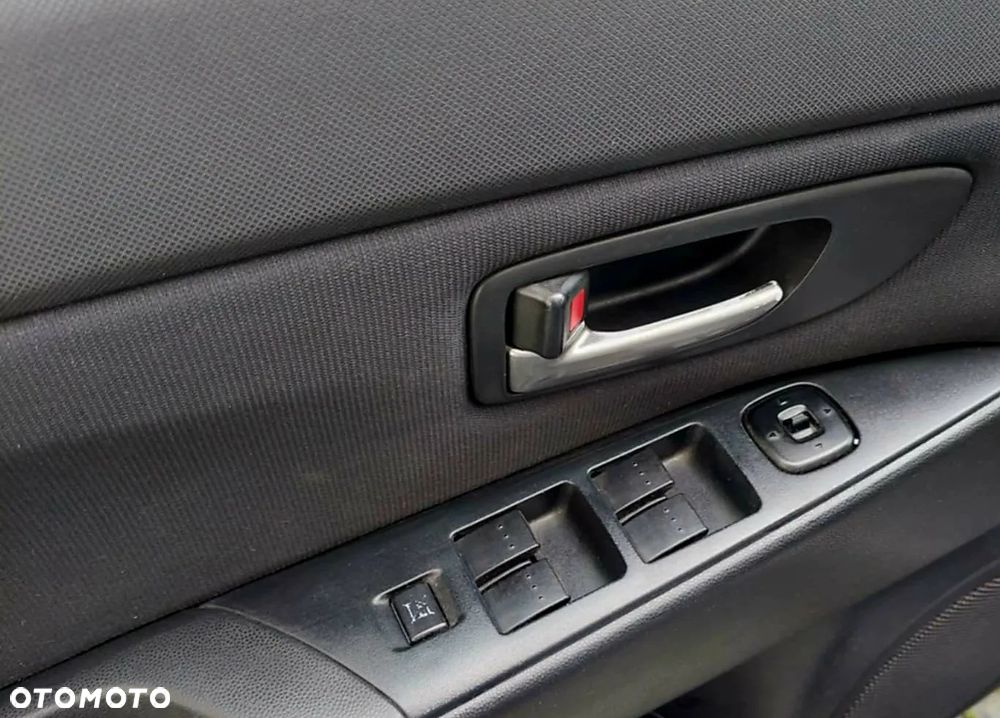 Mazda 3 1.6 16V Touring - 7