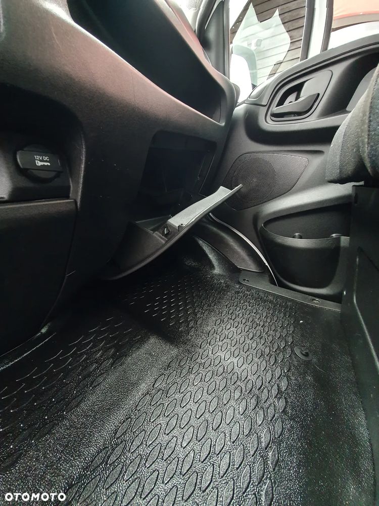 Iveco DAILY 35S18 3,0 180KM - 32