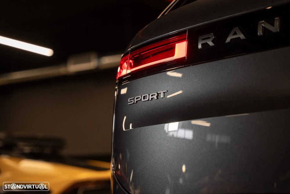 Land Rover Range Rover Sport P440e Hybrid Dynamic SE - 9