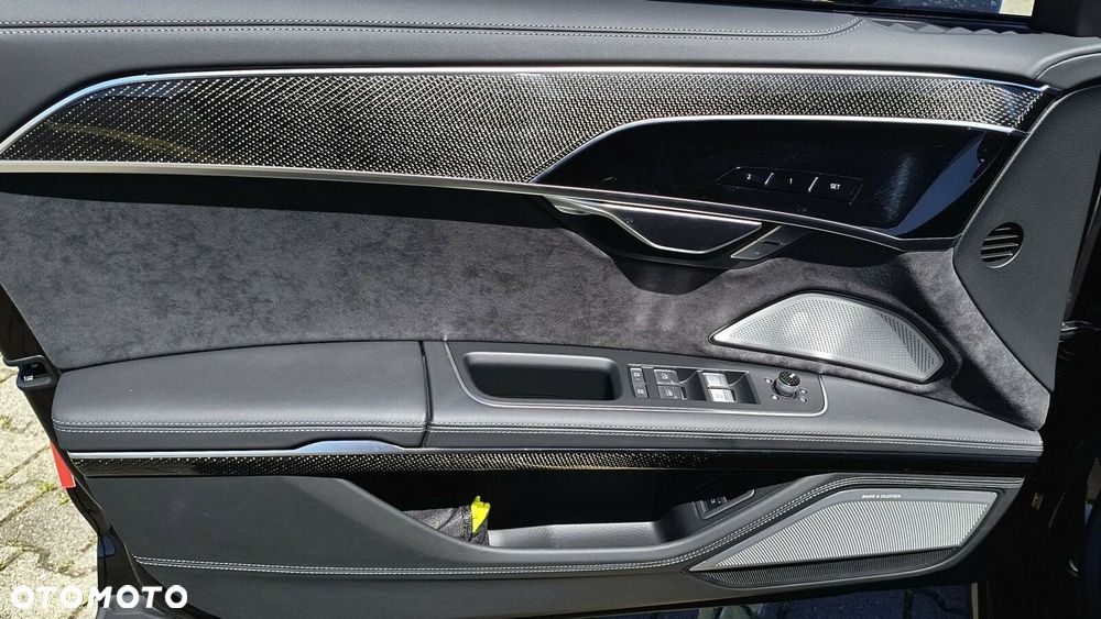 Audi S8 - 17