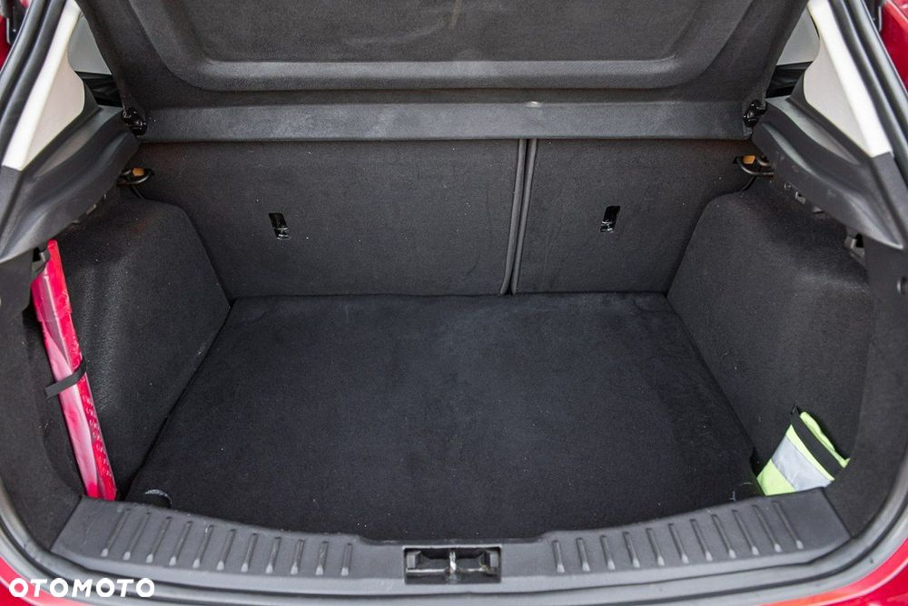 Ford Focus 1.6 EcoBoost Titanium - 29