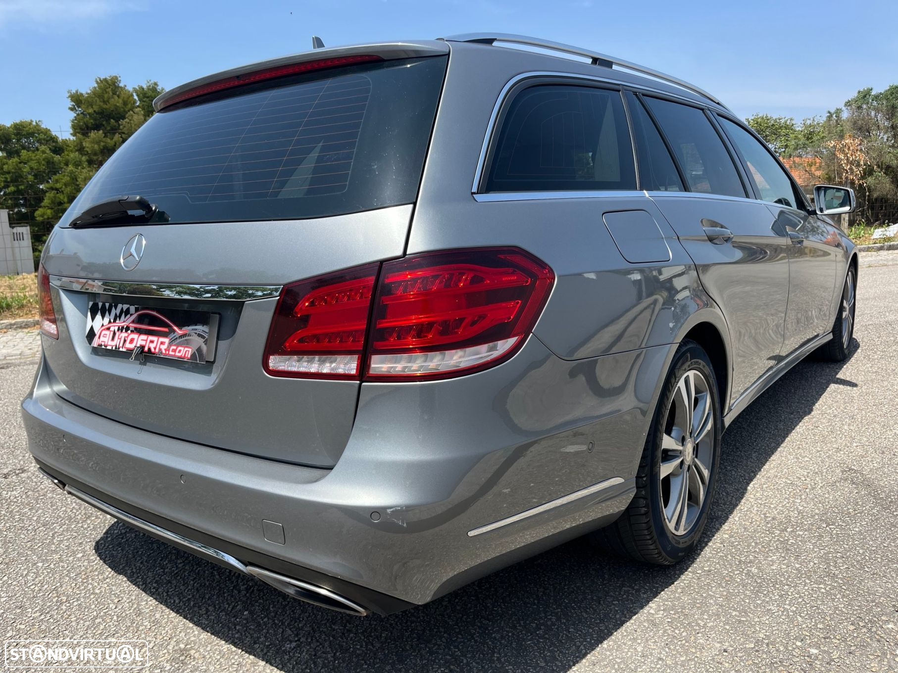 Mercedes-Benz E 300 Bluetec Hybrid Avantgarde - 6