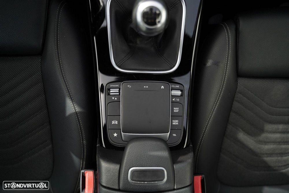 Mercedes-Benz A 180 d Progressive - 27