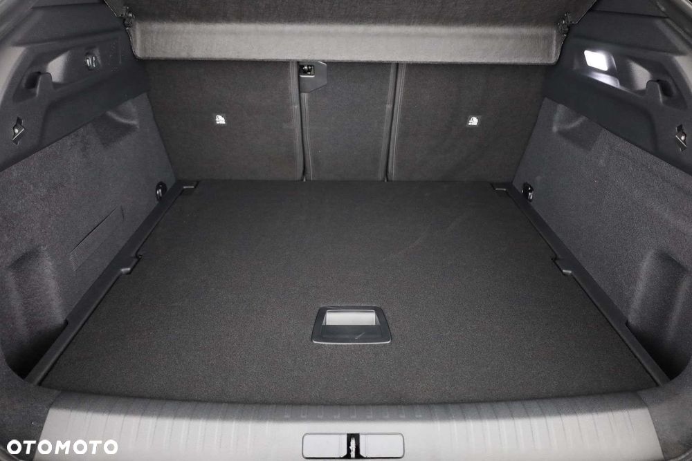 Peugeot 3008 1.2 PureTech mHEV GT E-DCS6 - 11