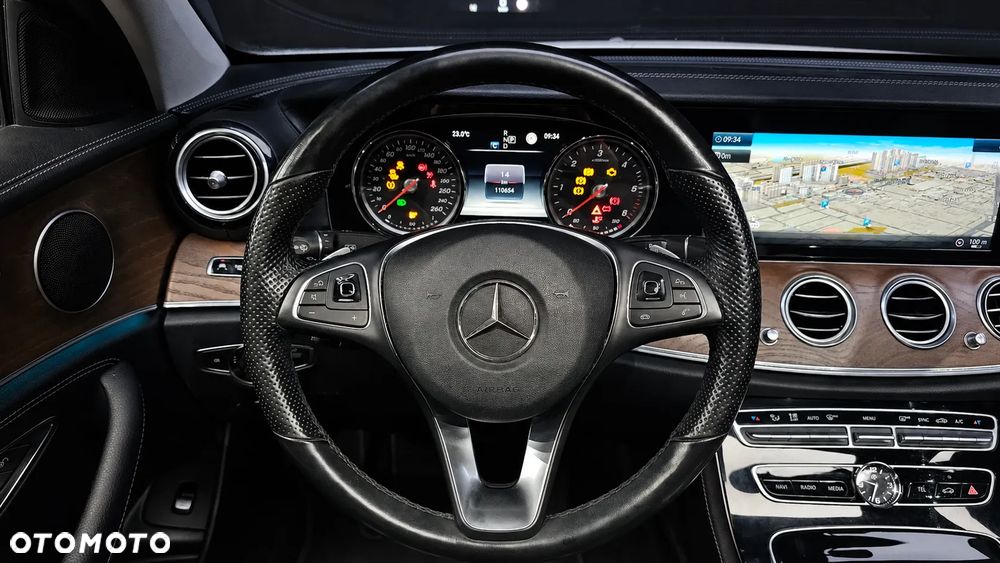 Mercedes-Benz Klasa E 220 d 4-Matic Business Edition 9G-TRONIC - 6