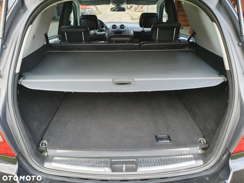 Mercedes-Benz ML 63 AMG 4Matic 7G-TRONIC - 22