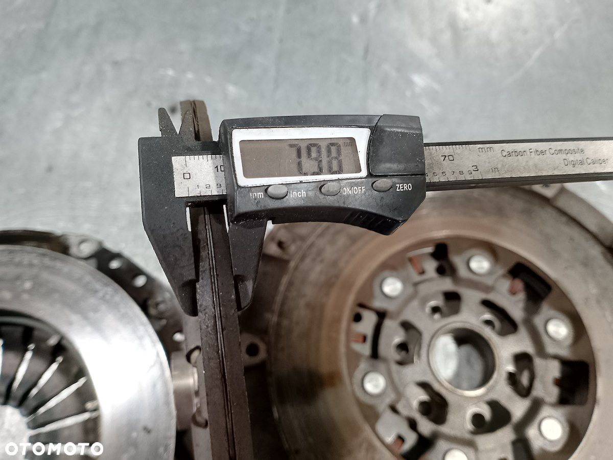 KOŁO DWUMASOWE KOMPLETNE OPEL ASTRA H 2.0 TURBO - 9