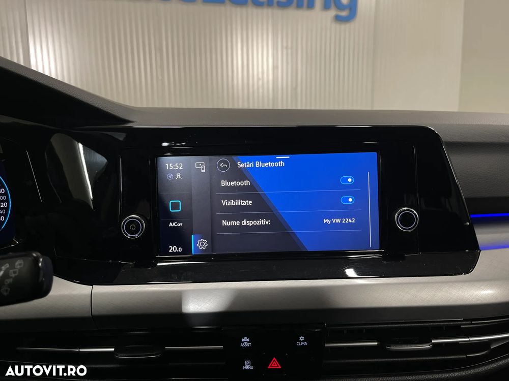 Volkswagen Golf 1.5 TSI ACT Life - 16