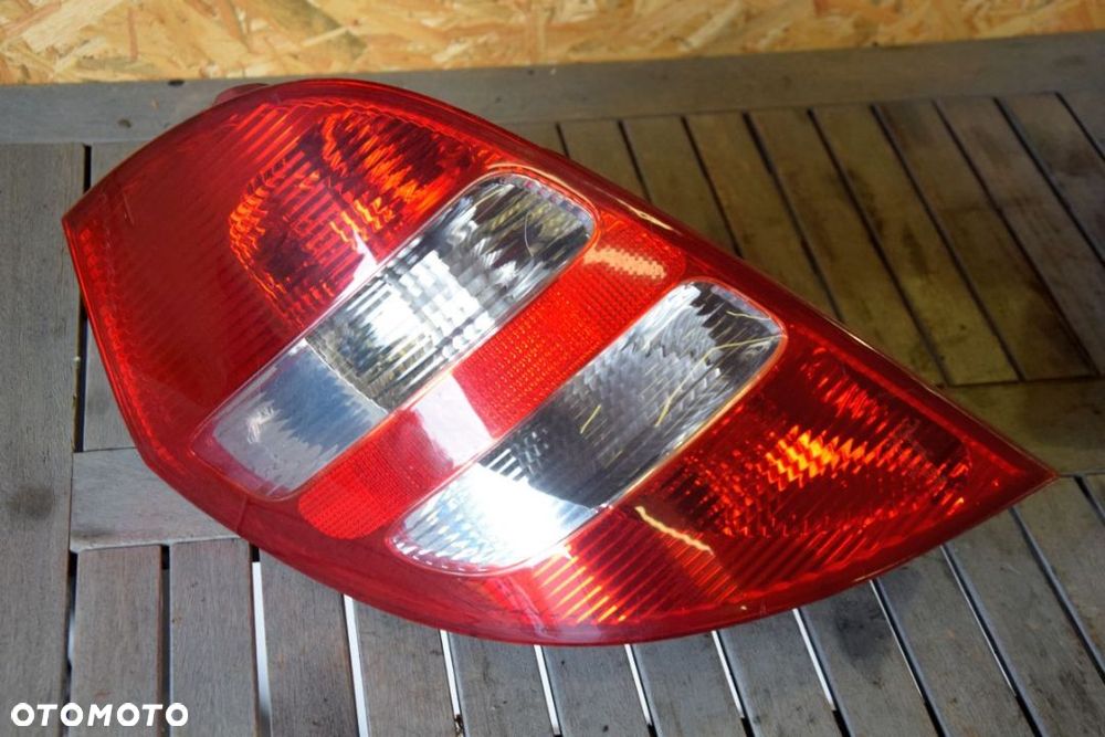 Mercedes A-Klasa W169 Lampa tylna lewa lewy tył EUROPA - 2