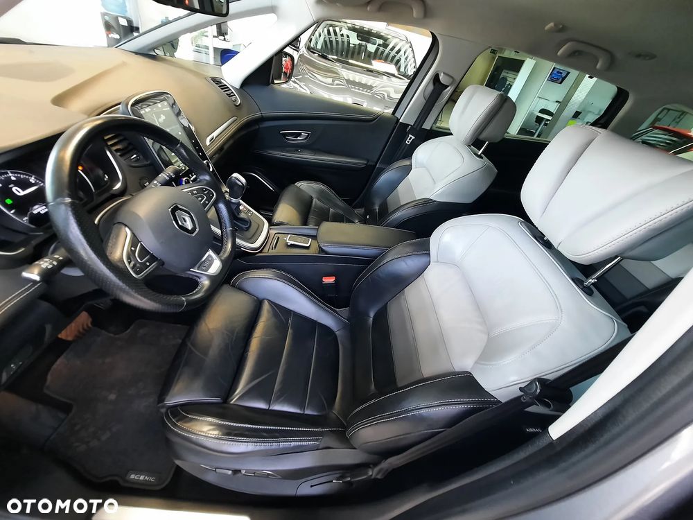 Renault Grand Scenic - 15