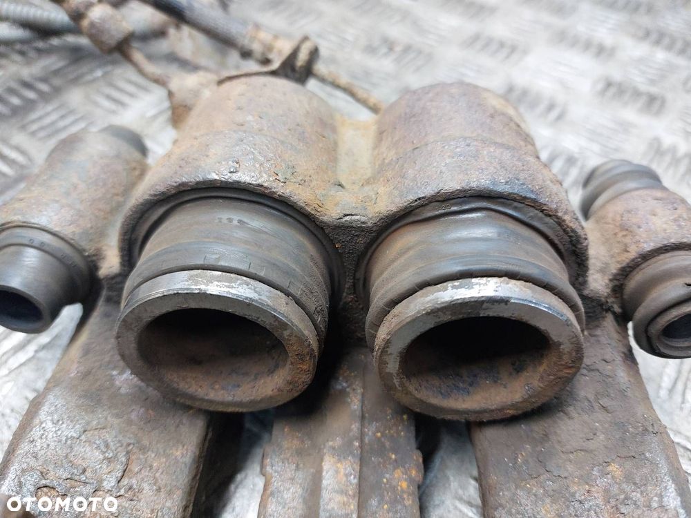 ZACISK HAMULCOWY LEWY PRZÓD + PRAWY PRZÓD OPEL MOVANO A 2.2 DTI - 6