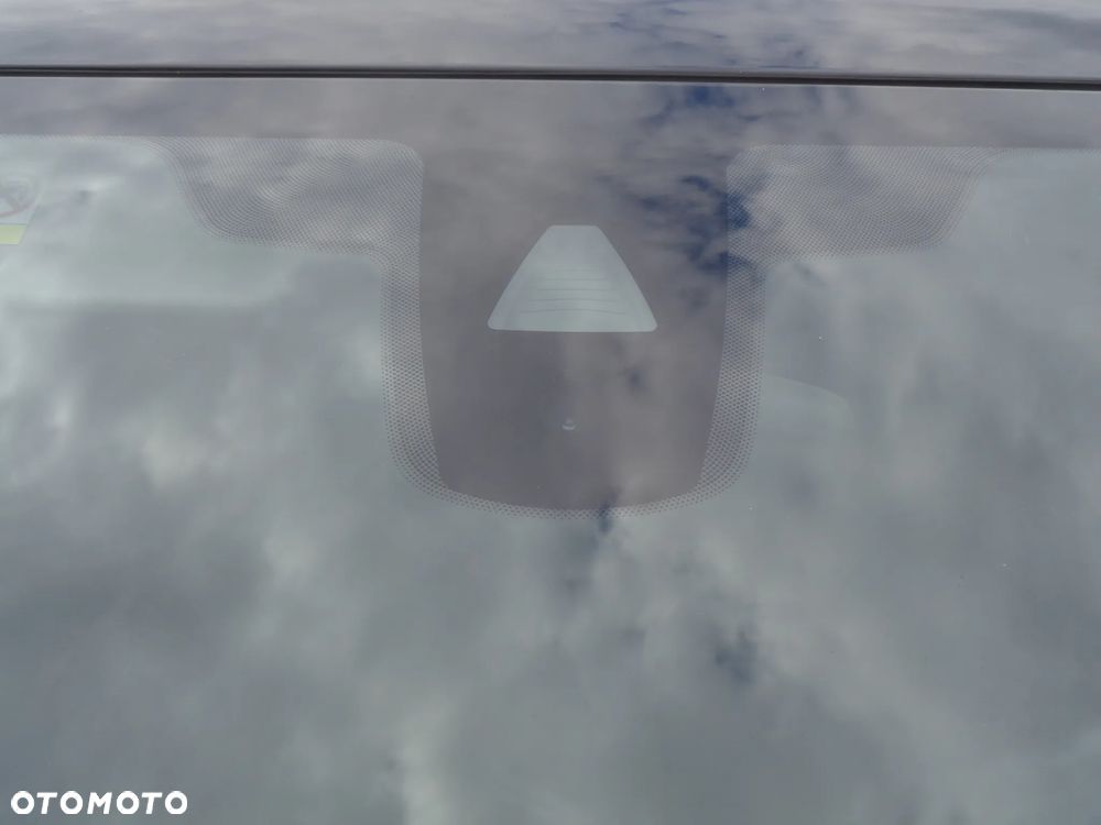 BMW Seria 2 218d Sport Line - 11