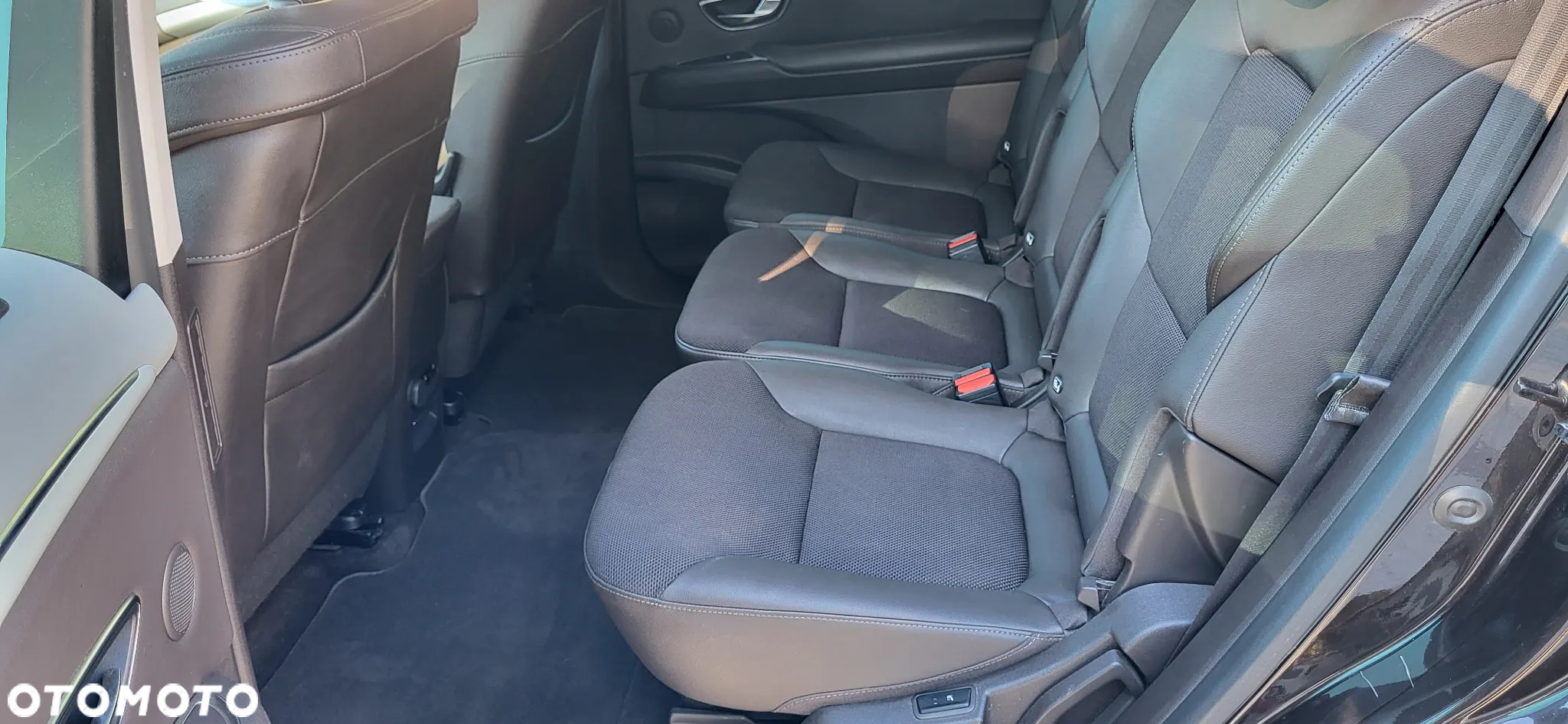 Renault Espace 1.6 dCi Energy Initiale Paris EDC 7os - 35